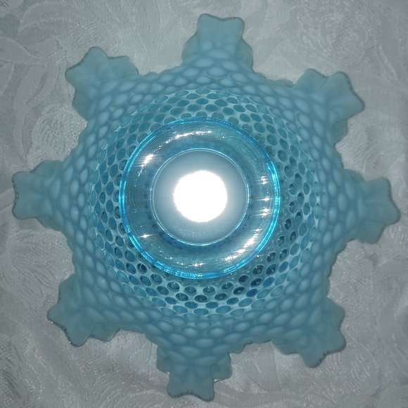 Vintage Fenton Hobnail Blue Opalescent Large Ruffle Top Bowl - Picture 4 of 5
